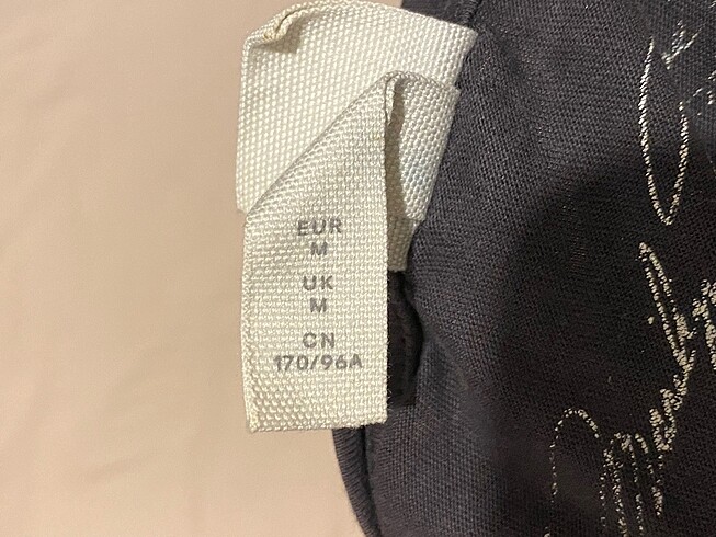 m Beden gri Renk H&m tshirt