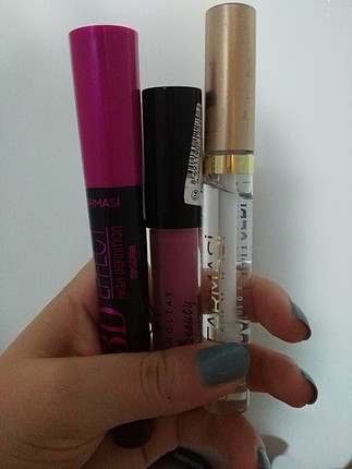 Farmasi serum lipstick rimel