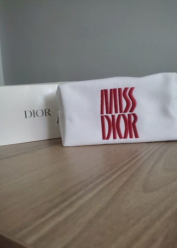 Dior Beyaz Baskılı Kadın Makyaj Çantası