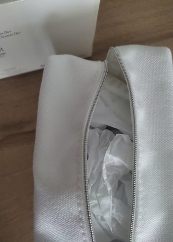 Dior Beyaz Baskılı Kadın Makyaj Çantası - Görsel 6