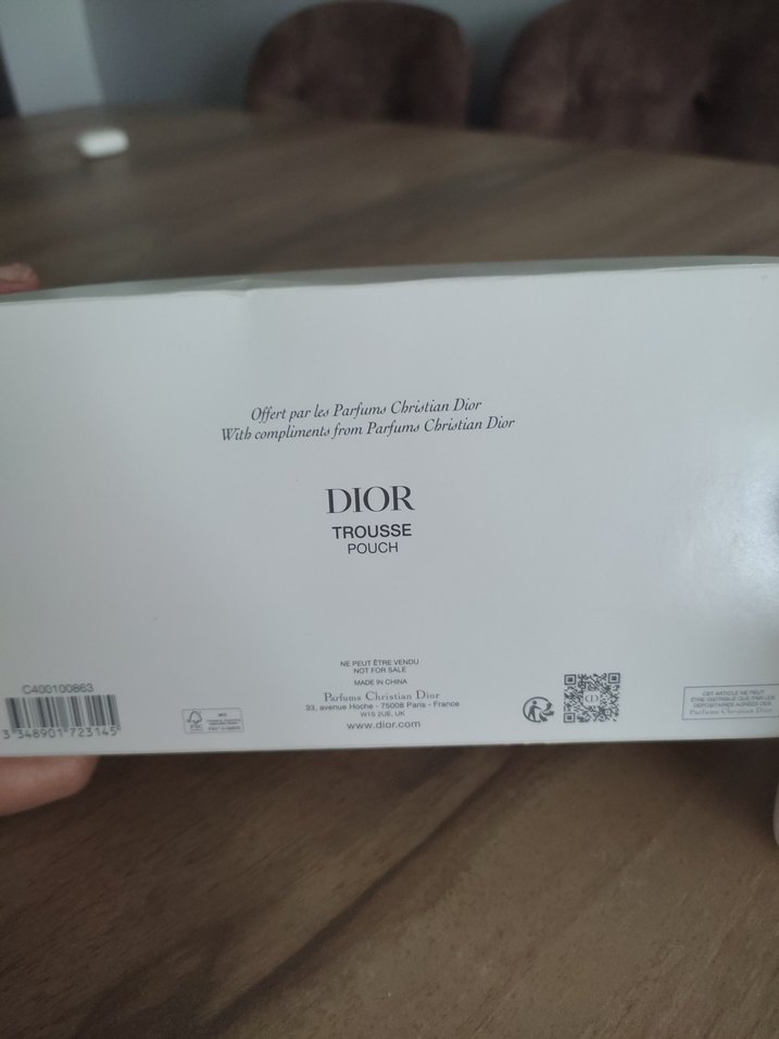 Dior Beyaz Baskılı Kadın Makyaj Çantası - Görsel 4