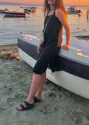 Kalın askılı elbise