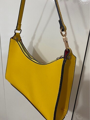 Zara Sarı mini kol çantası