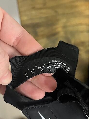 25 Beden Nike sandalet