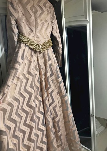 Pudra bej Uzun Kadın Elbise - Görsel 3