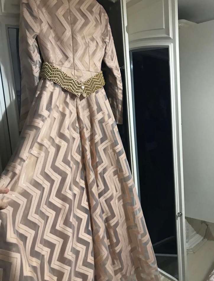 Pudra bej Uzun Kadın Elbise - Görsel 3