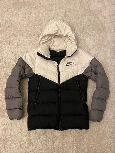Nike şişme puffer ördek tüyü mont