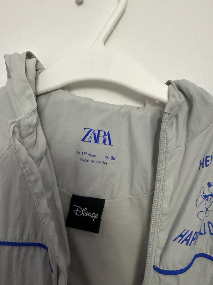 Zara Gri Kapüşonlu Fermuarlı Erkek Çocuk Yağmurluk - Görsel 3