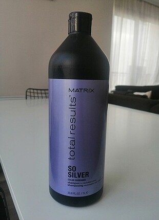 Matrix So Silver Gri,Platin ve Beyaz Saçlar İçin Renk Koruyucu M