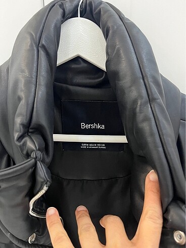 Bershka Yelek