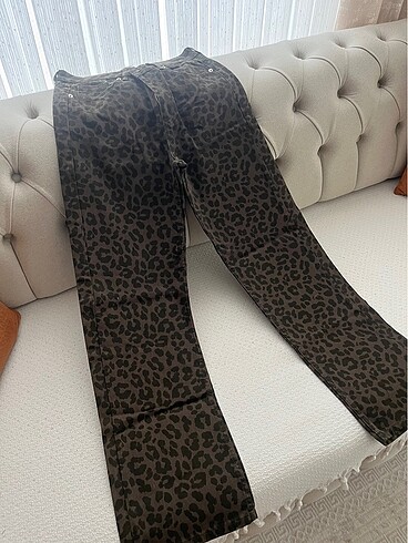 Leopar pantolon