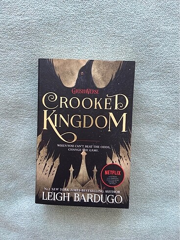 Crooked kingdom