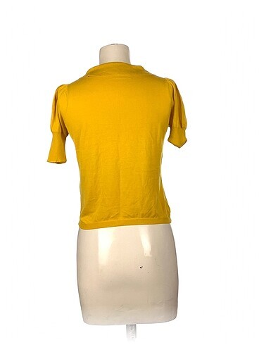m Beden Machka T-shirt %70 İndirimli.