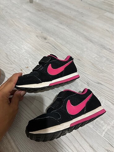 26 Beden Spor ayakkabı