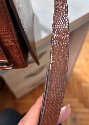 Kahverengi Deri Tokalı Kadın Çanta - Görsel 4