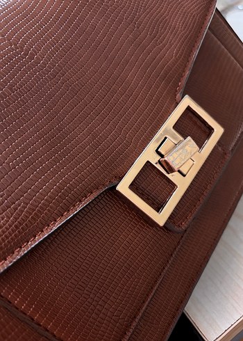 Kahverengi Deri Tokalı Kadın Çanta - Görsel 7