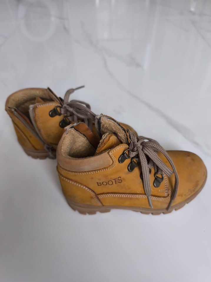 Bej Süet Erkek Çocuk Botu - Görsel 3