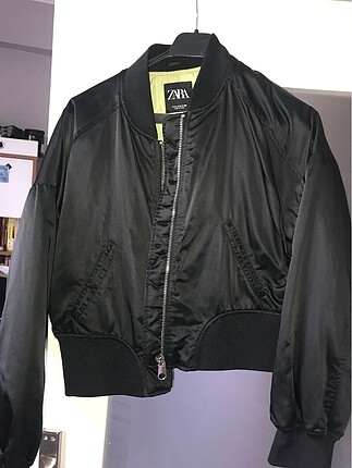 Zara bomber