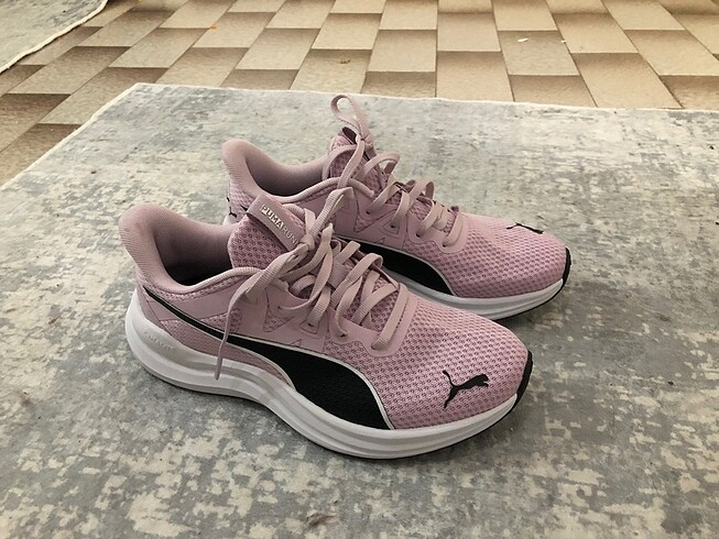 Puma pembe spor ayakkabı