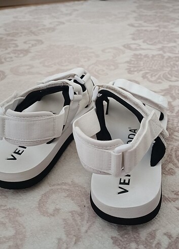 37 Beden Vero Moda Sandalet