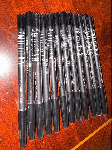 Müjgan waterproof siyah göz kalemi x 1 adet