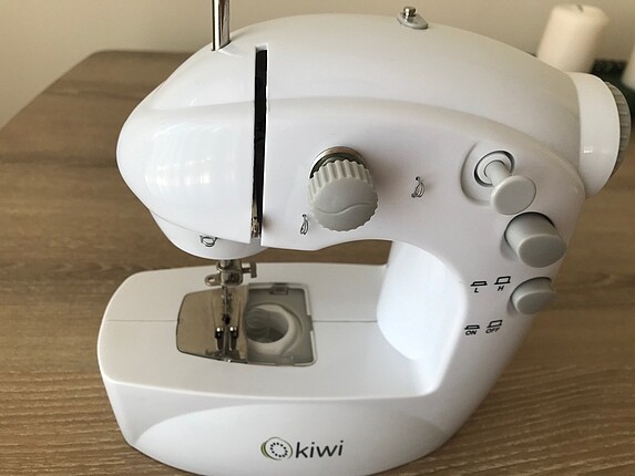 Kiwi mini dikiş makinası