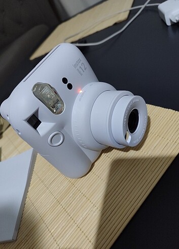 İnstax mini 12