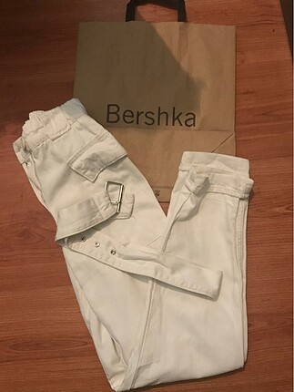 BERSHKA
