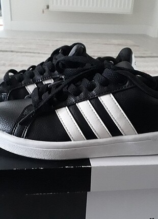 Orjinal 36 numara adidas ayakkabı