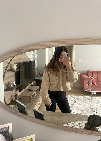 Bej Kısa Peluş Kadın Ceket