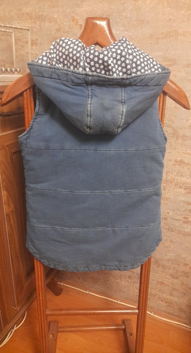 Düğmeli Kız Kot Yelek Çiçek Desenli - Görsel 5