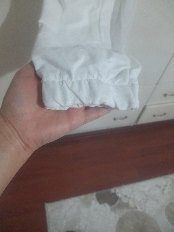 Beyaz kedi desenli Kadın Tulum - Görsel 4