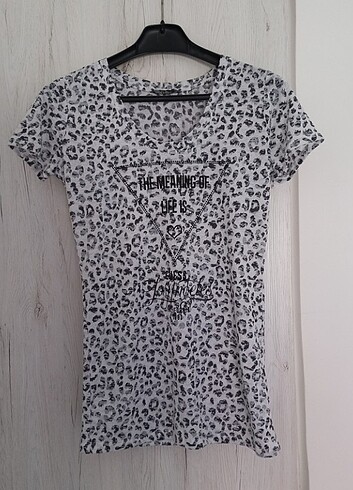 Guess tshirt