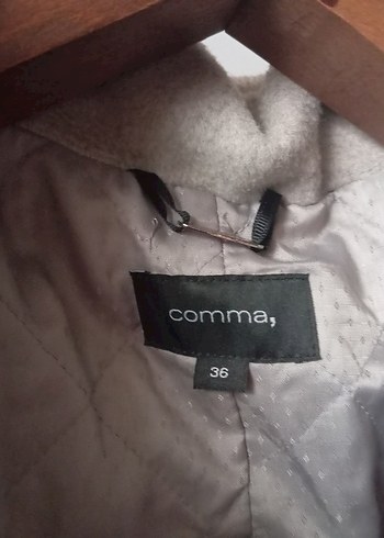 Kapüşonlu Açık Bej Kaban - Görsel 2