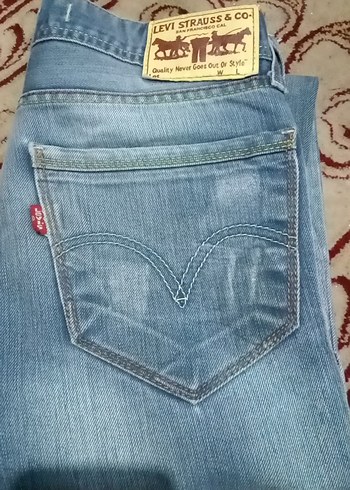 Levis Acik Mavi Denim Jean 30 Beden