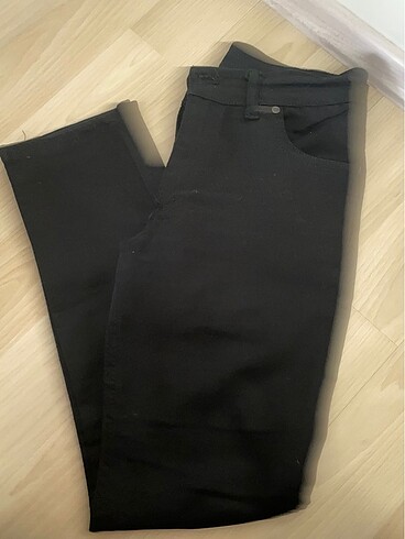 Siyah kot pantalon