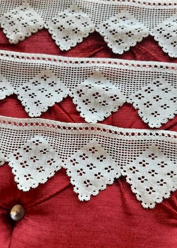 El Yapımı Beyaz Dantel Şerit - Görsel 2