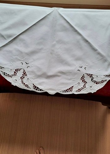 Nakışlı Beyaz Masa Örtüsü - Görsel 2