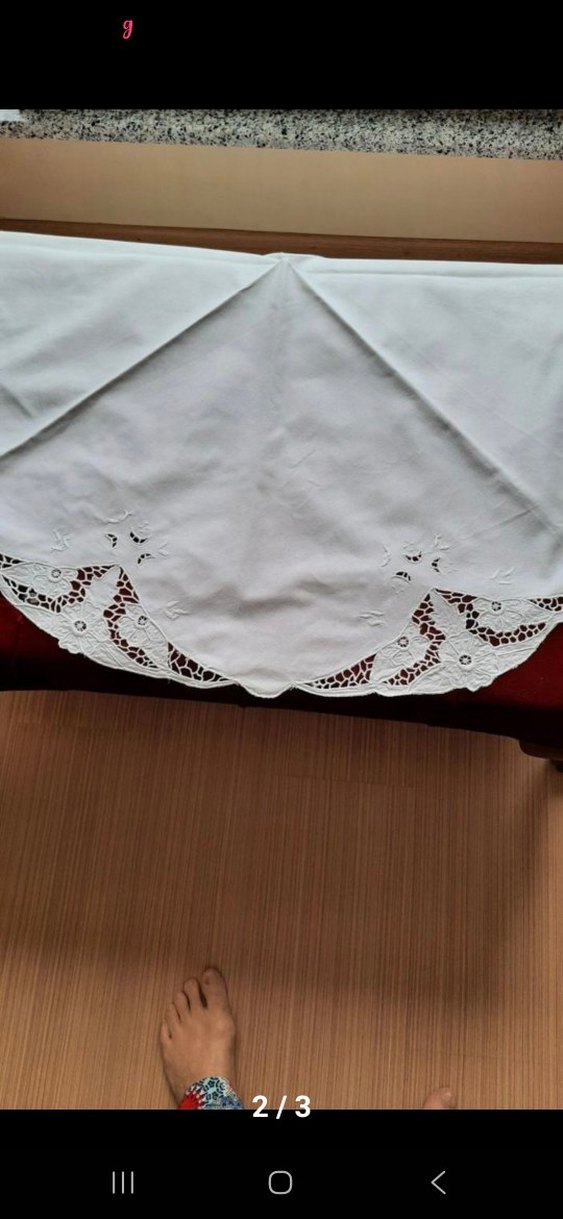 Nakışlı Beyaz Masa Örtüsü - Görsel 2