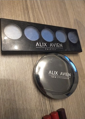 Alix Avien Mavi Göz Farı Paleti. ikili fiyat