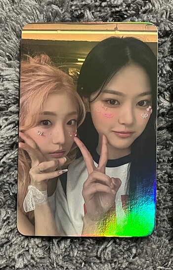 Loosemble Yeojin Hyunjin Unit Pc