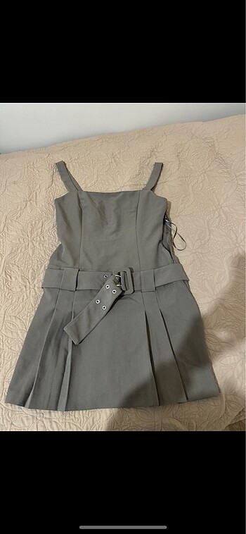 Stradivarius mini elbise