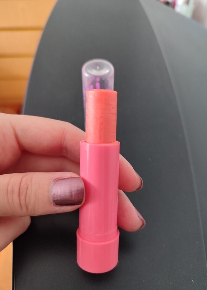 Dudak Nemlendiricisi - Görsel 2