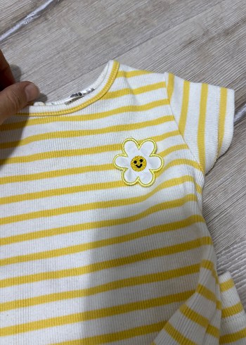 Sarı Çizgili Kısa Kollu Bebek Kıyafet Seti - Görsel 3