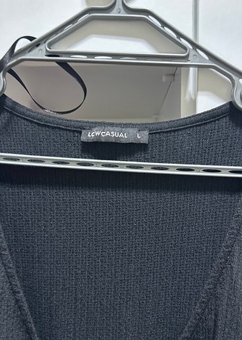 Siyah V Yaka Drapeli Kadın Tulum - Görsel 2