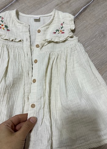 Nakışlı Kız Çocuk Keten Elbise - Görsel 3