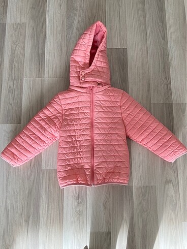 Hellobaby kapüşonlu mont 5 yaş