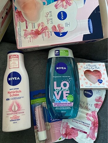 Beden Renk Nivea kuru cilt bakım seti