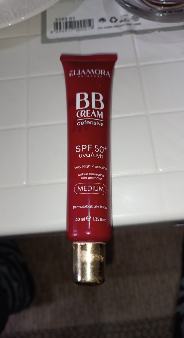 Burgundy Renkli BB Krem SPF 50+ - Görsel 3