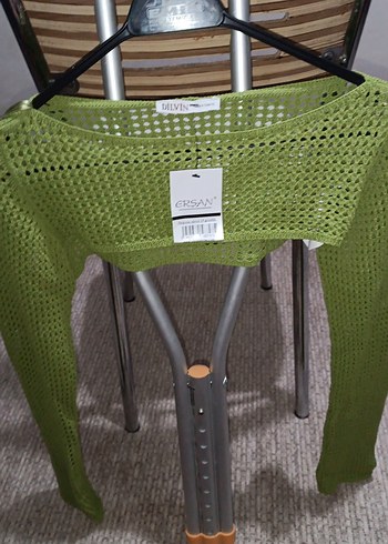 Yeşil Örgü Bebek Önlüğü - Görsel 3